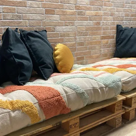 New In The Séjour chez l'habitant